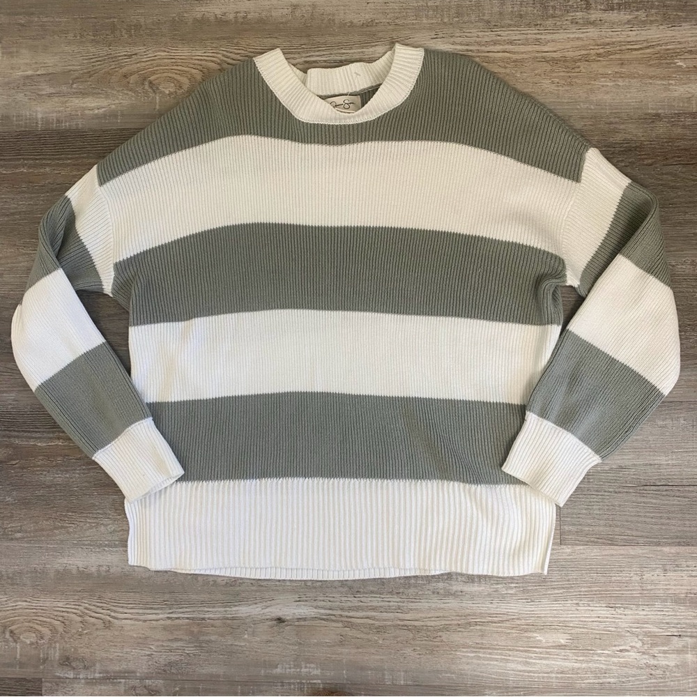 Jessica Simpson Striped Green & White Women’s Sweater *NEW w/o tags*